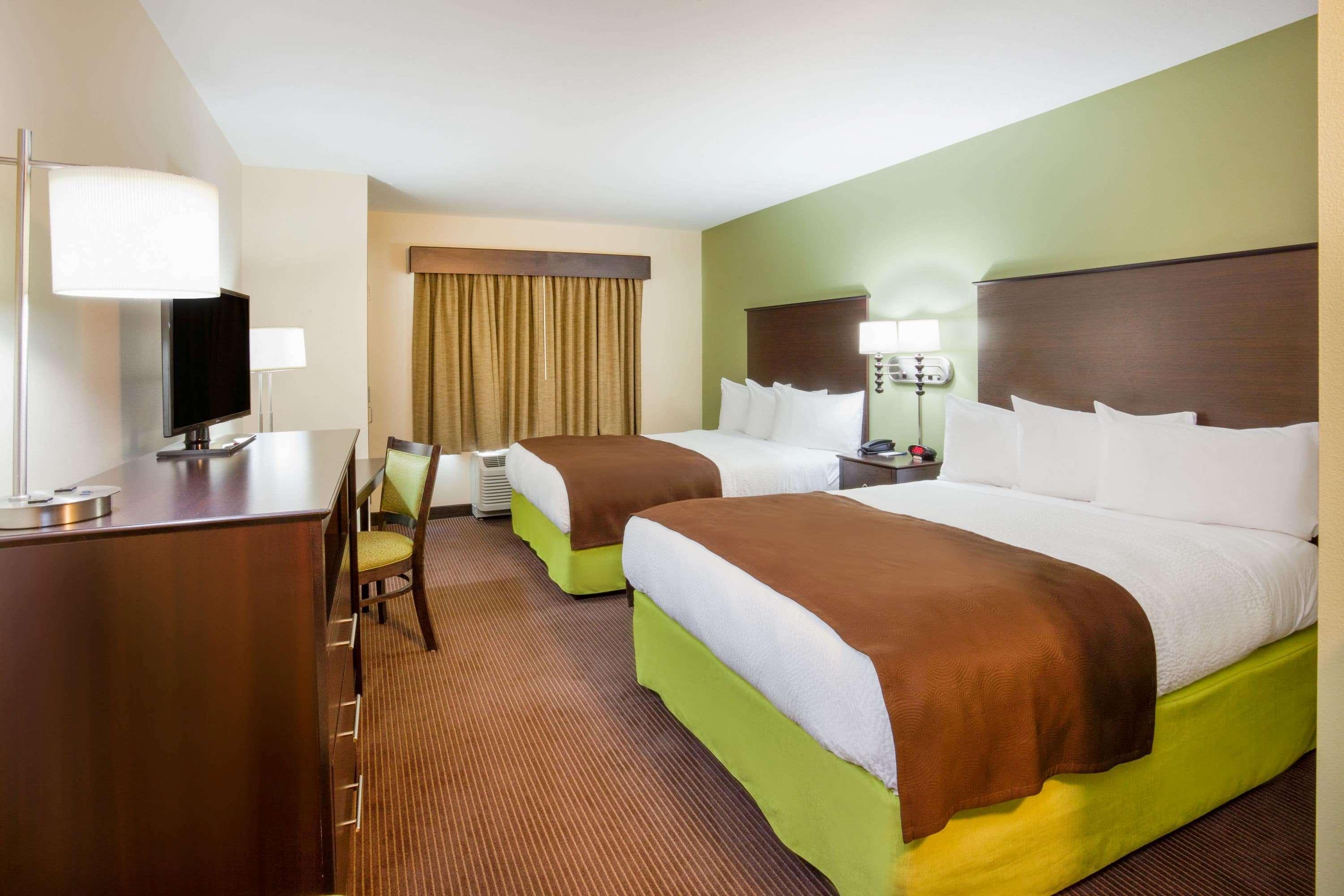 Americinn By Wyndham Hartford Sd Екстериор снимка
