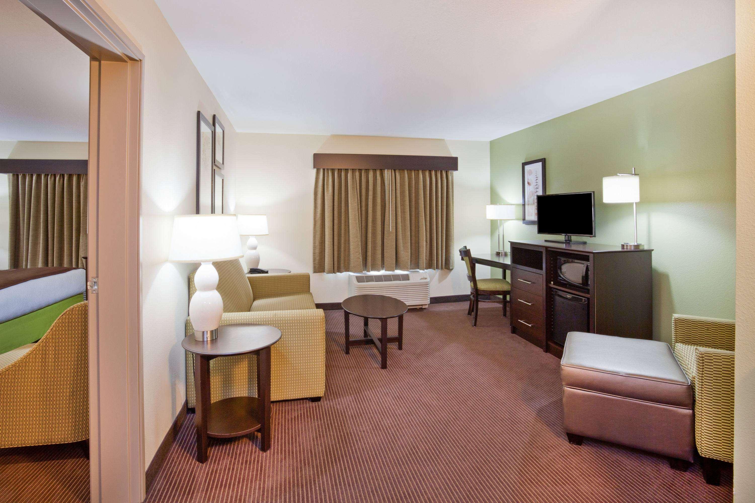 Americinn By Wyndham Hartford Sd Екстериор снимка