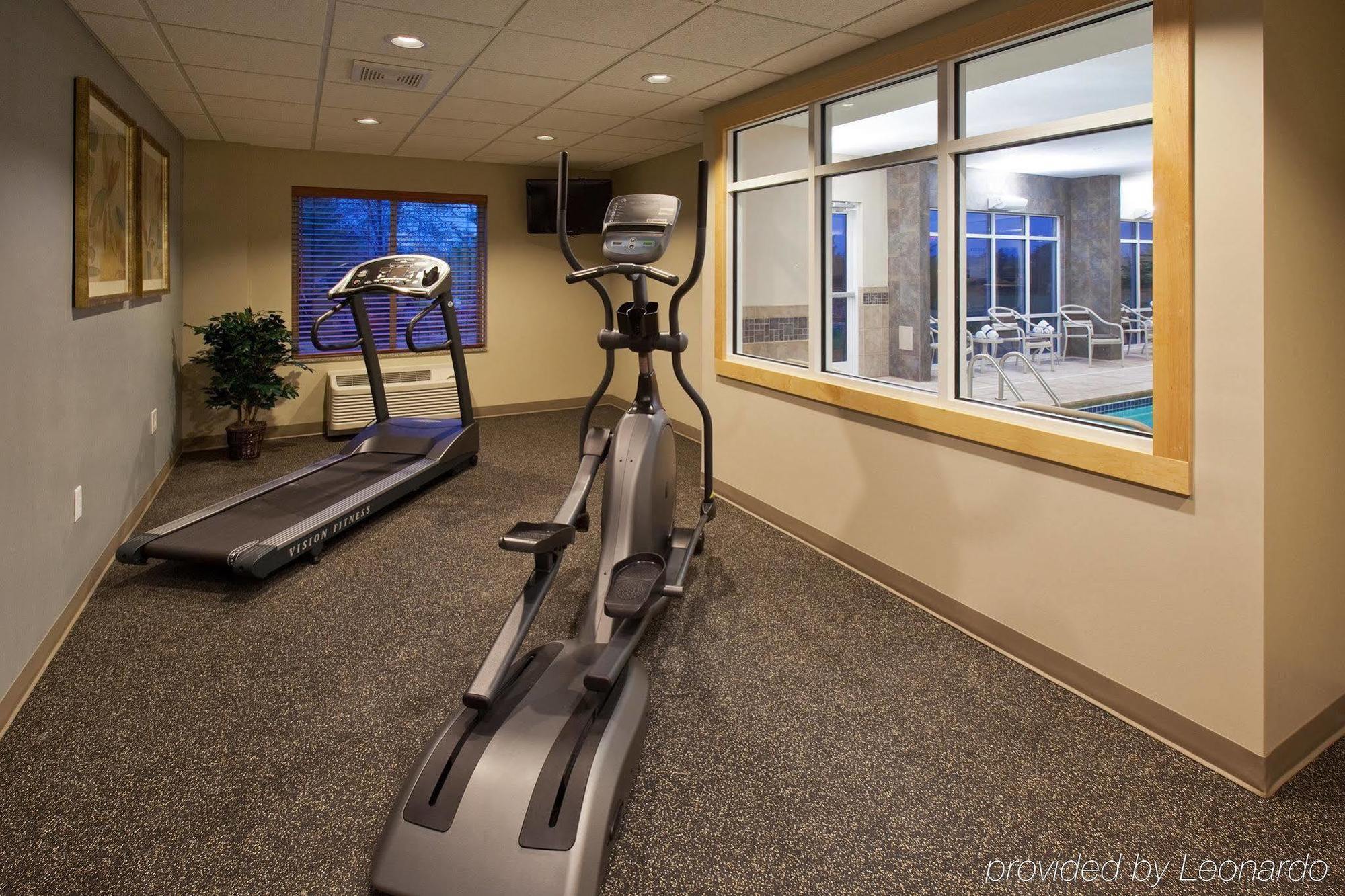 Americinn By Wyndham Hartford Sd Екстериор снимка